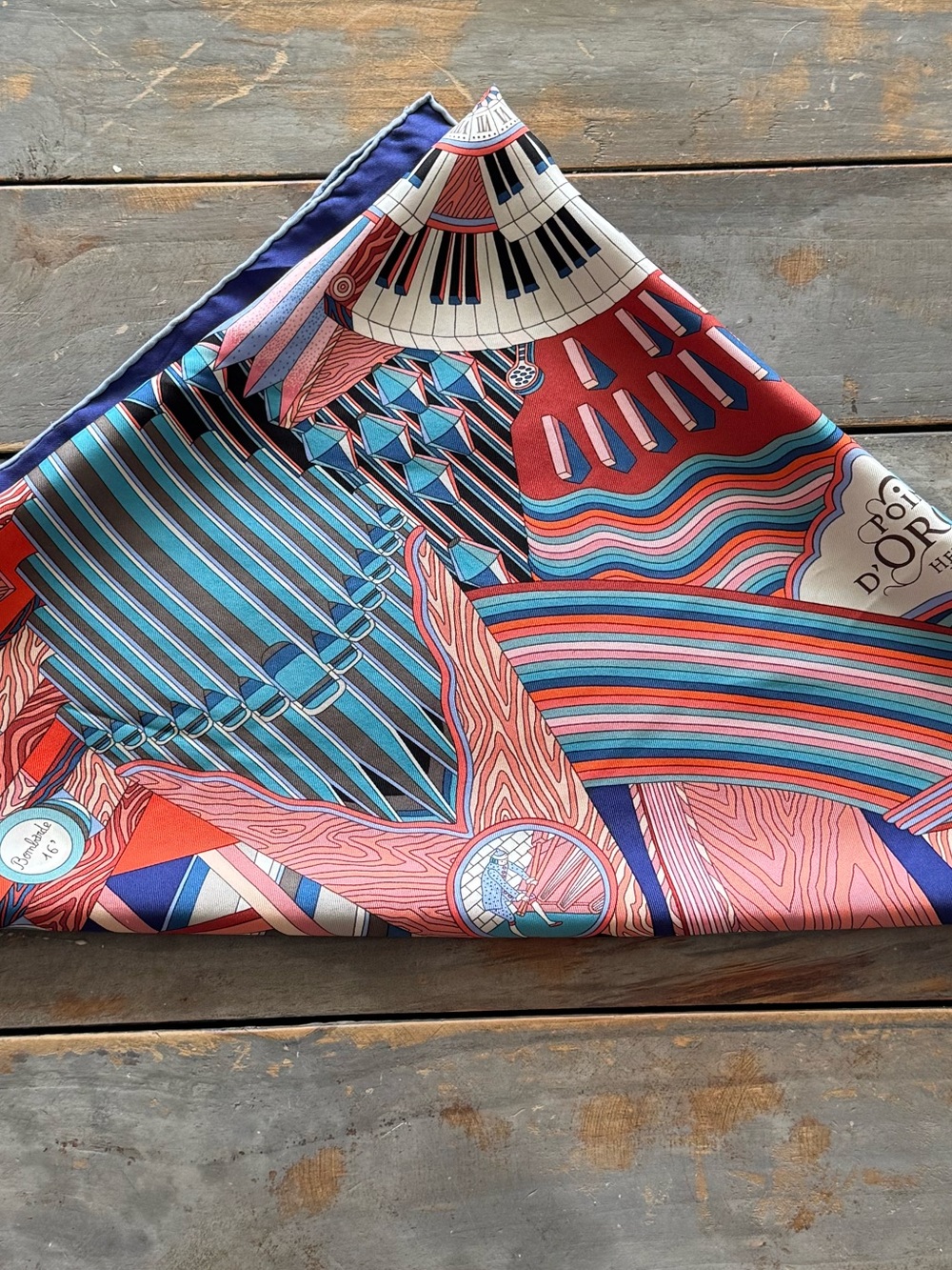Must Have 💄Hermès Multicolor 100% Silk Scarf - Point d'Orgue Musical Motif